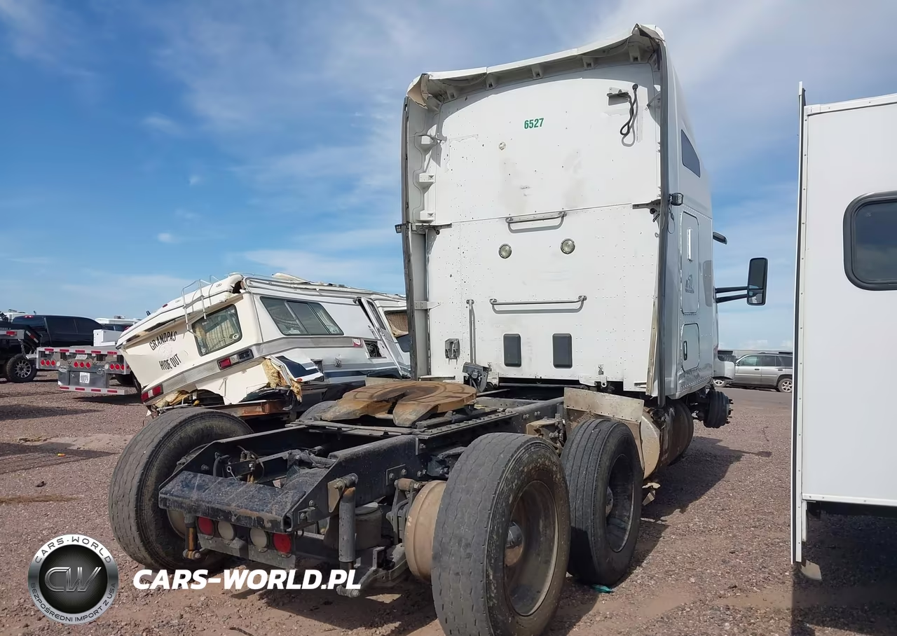 2015 Kenworth Construction T680 VIN:1XKYD49X9FJ461557 - 4