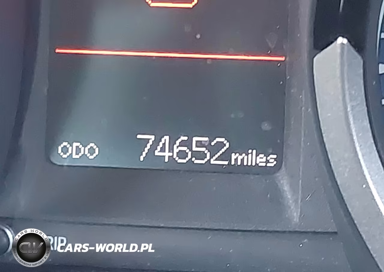 2016 Toyota Corolla S Plus VIN:5YFBURHE7GP369438 - 17