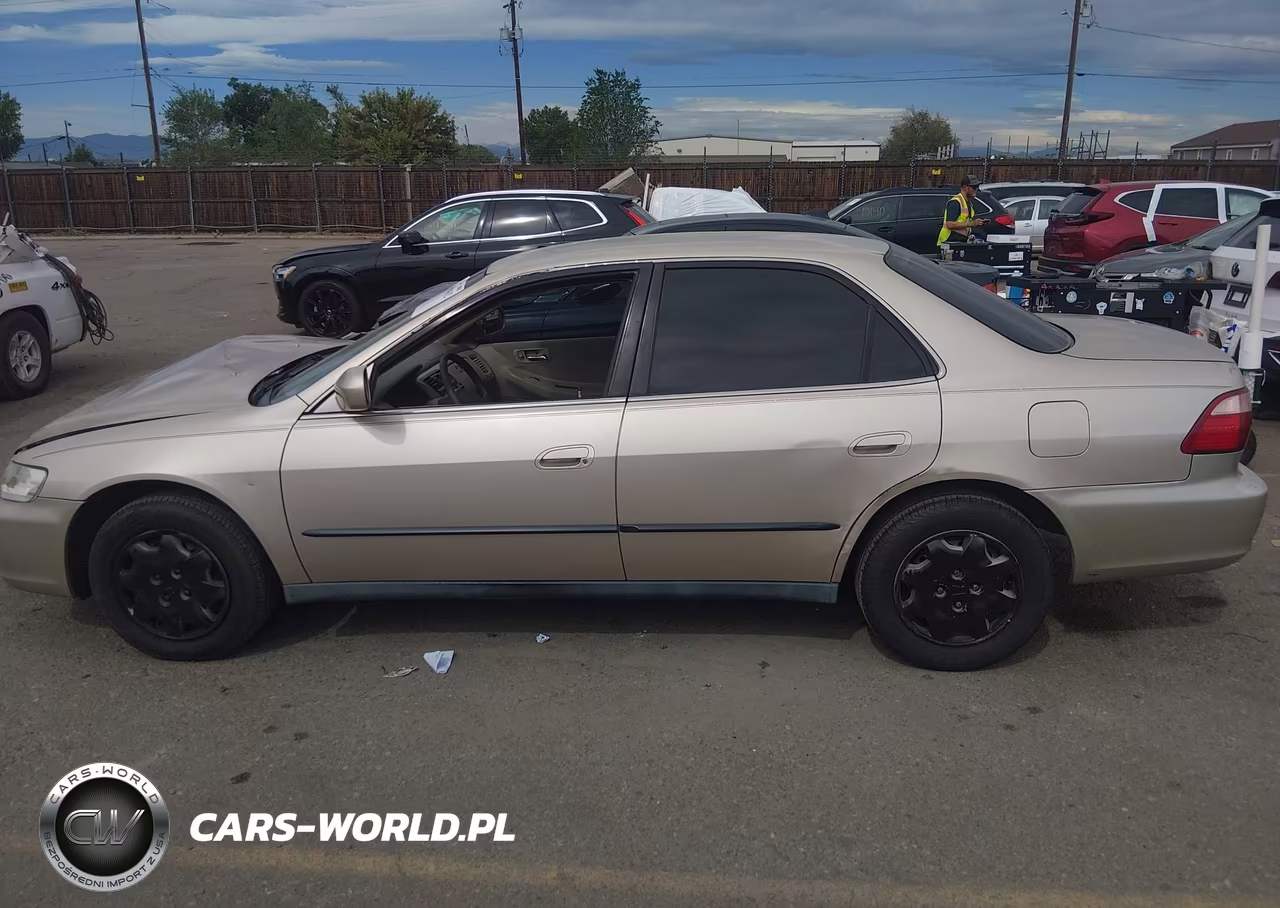 2000 Honda Accord 2.3 Lx VIN:1HGCG5648YA004675 - 15