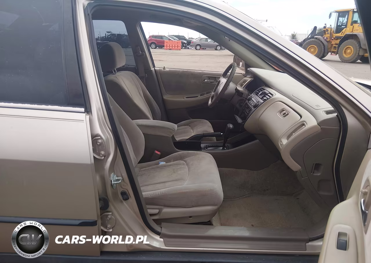 2000 Honda Accord 2.3 Lx VIN:1HGCG5648YA004675 - 5