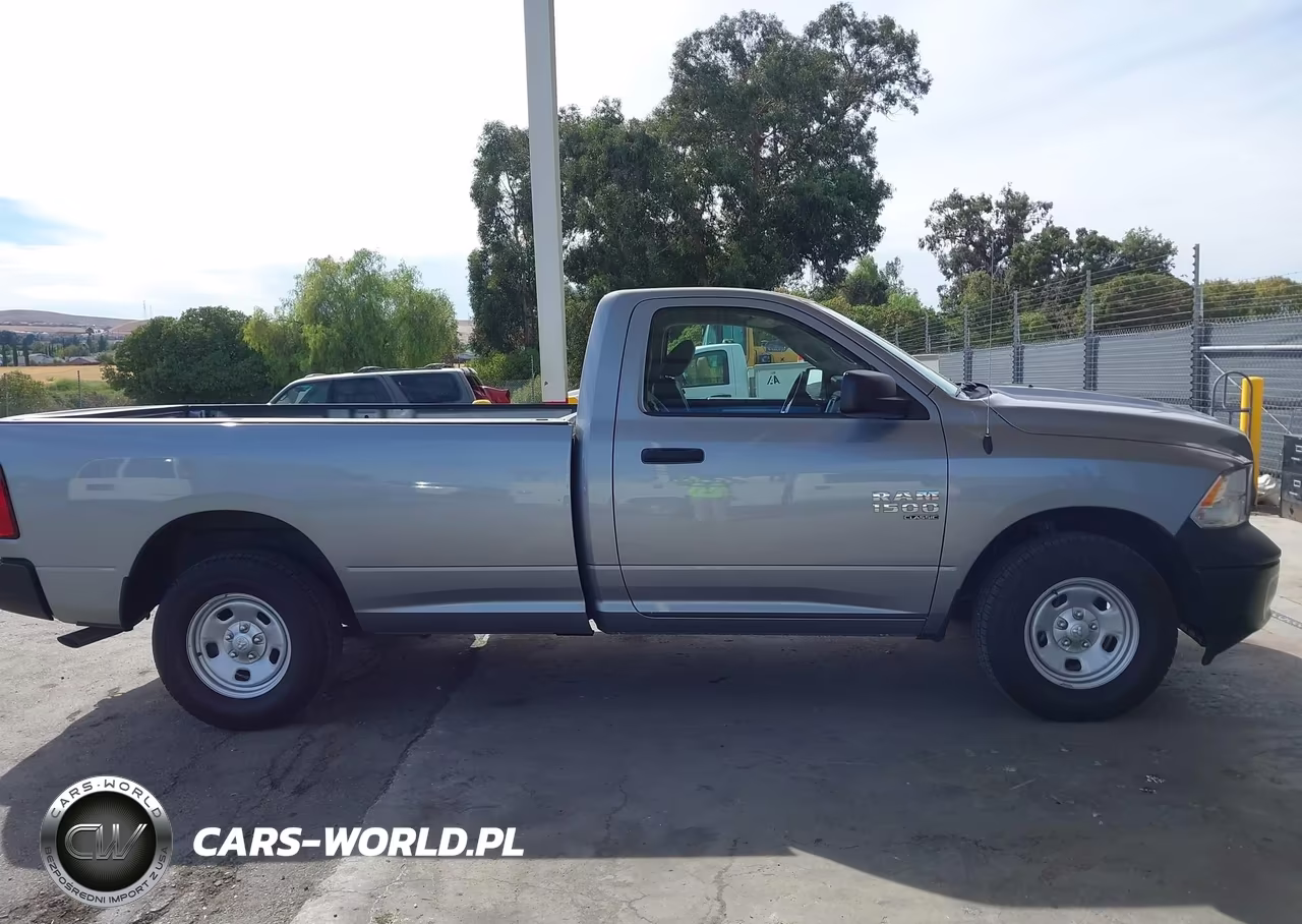 2019 Ram 1500 Classic Tradesman 4X2 8' Box VIN:3C6JR6DG6KG622287 - 13