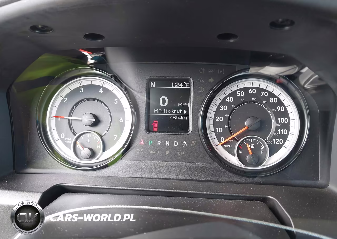 2019 Ram 1500 Classic Tradesman 4X2 8' Box VIN:3C6JR6DG6KG622287 - 7