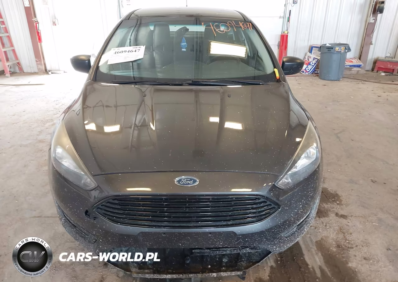 2018 Ford Focus Se VIN:1FADP3FE9JL203654 - 12