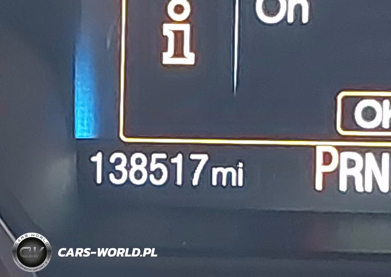 2018 Ford Focus Se VIN:1FADP3FE9JL203654 - 15