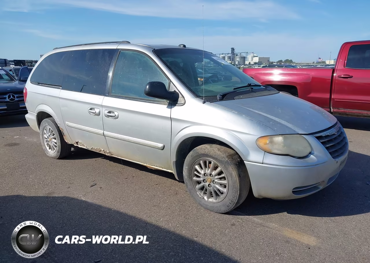 2005 Chrysler Town & Country Touring