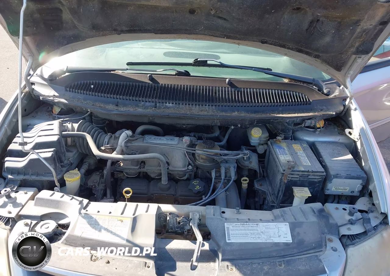 2005 Chrysler Town & Country Touring VIN:2C4GP54L65R597874 - 10