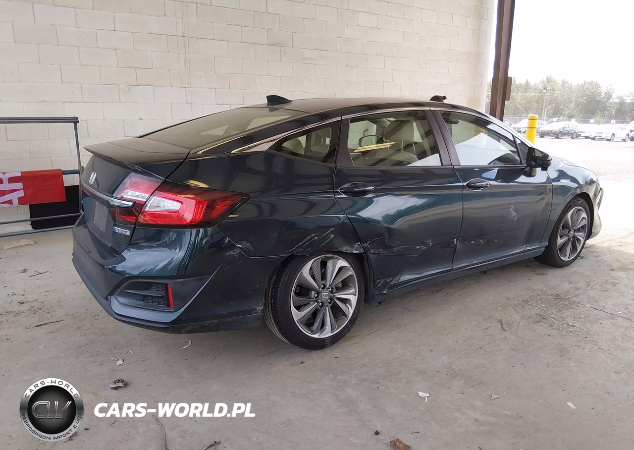 2018 Honda Clarity Plug-In Hybrid VIN:JHMZC5F14JC011190 - 4