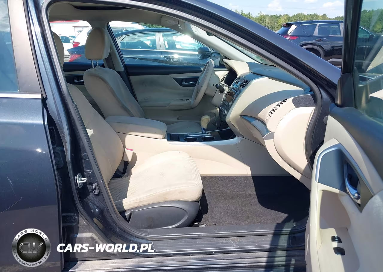 2015 Nissan Altima 2.5 S VIN:1N4AL3AP3FC138816 - 5