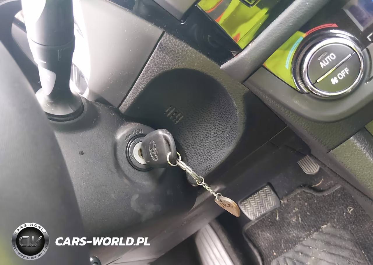 2014 Toyota Corolla S Plus VIN:5YFBURHE1EP041204 - 11