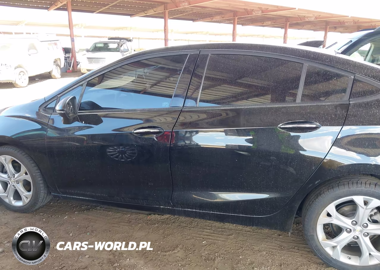 2018 Chevrolet Cruze Premier Auto VIN:1G1BF5SM5J7243048 - 14