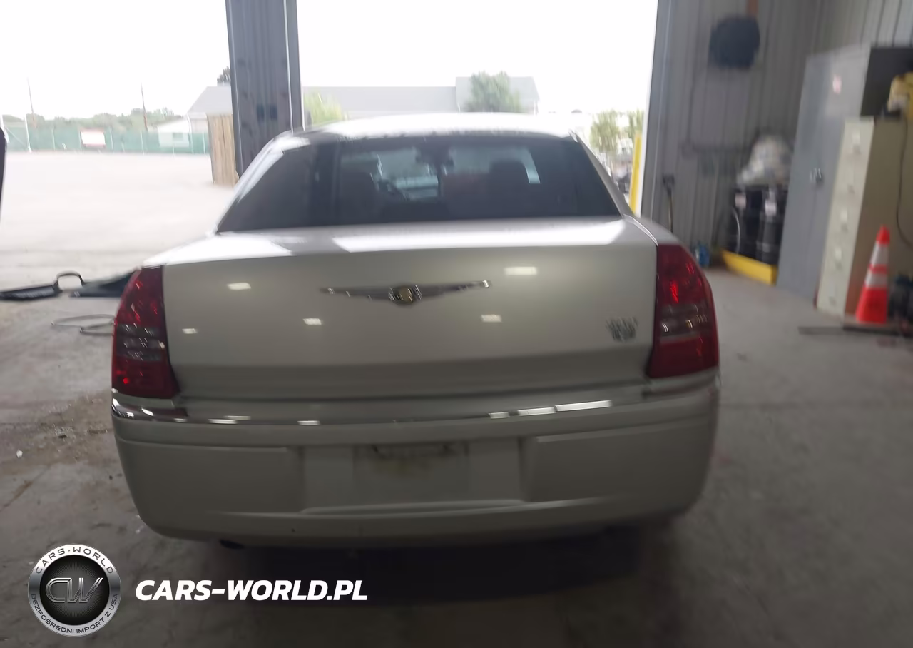 2006 Chrysler 300C VIN:2C3KA63H76H353256 - 16