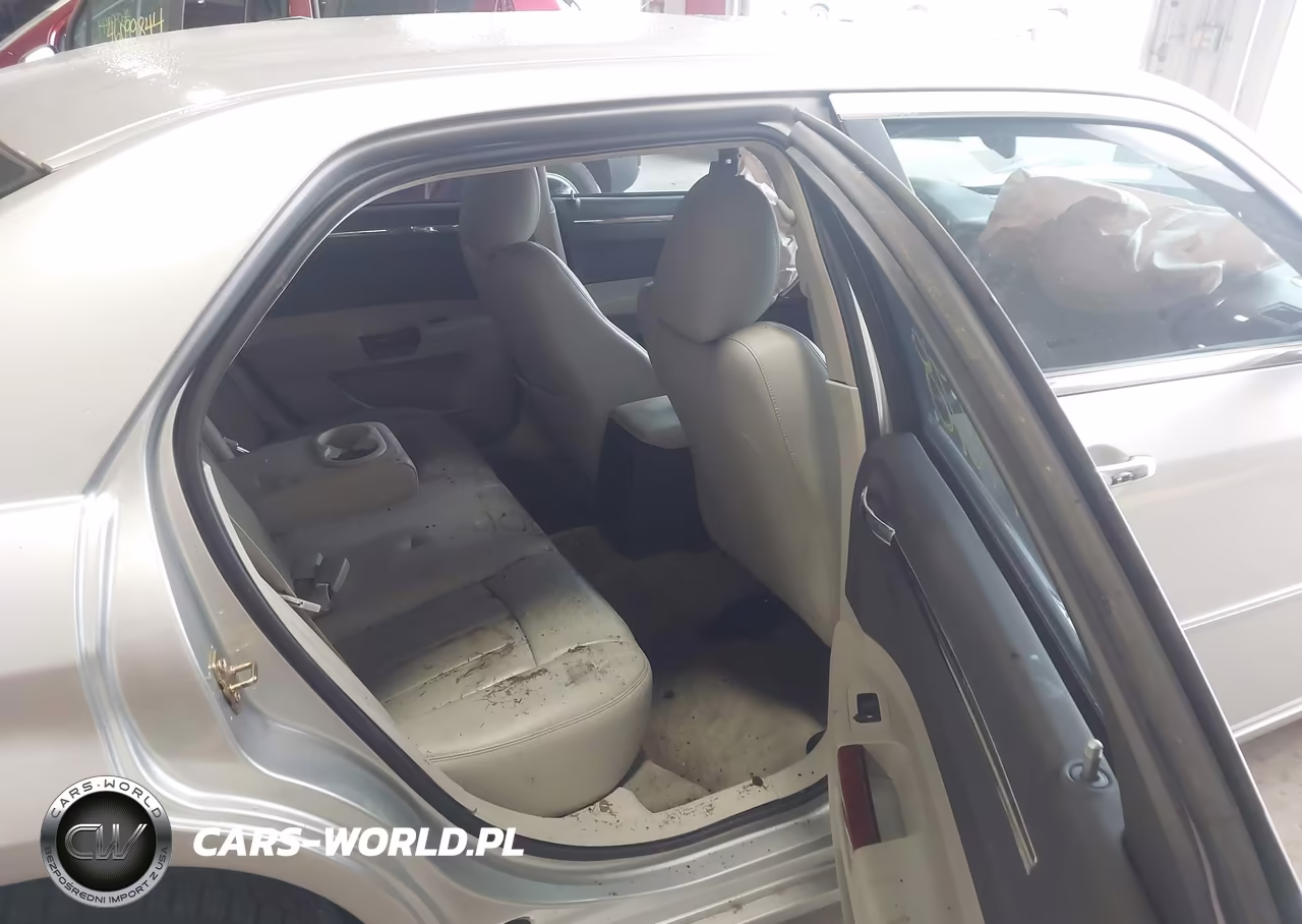 2006 Chrysler 300C VIN:2C3KA63H76H353256 - 8