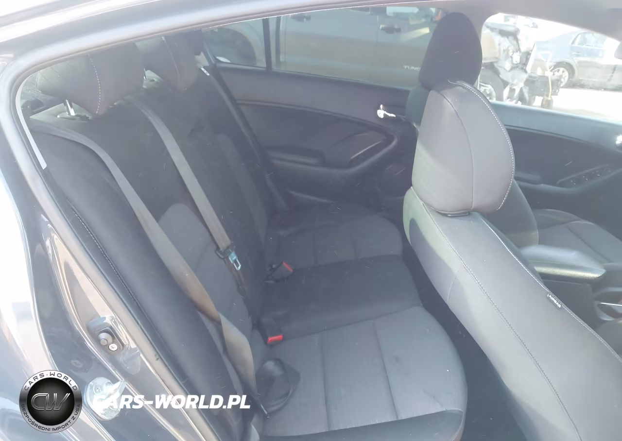 2016 Kia Forte Lx VIN:KNAFX4A61G5520427 - 8