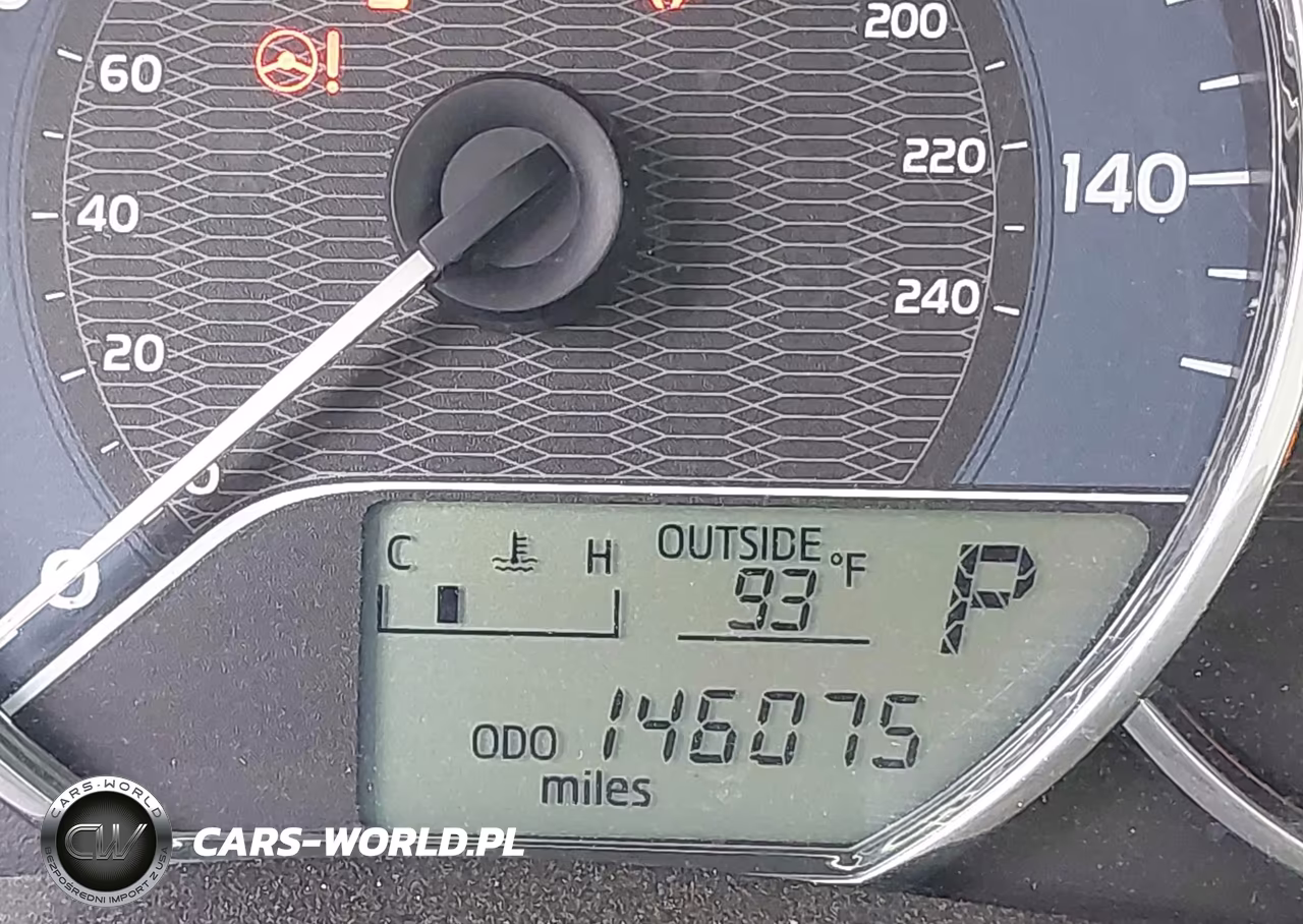 2015 Toyota Corolla Le VIN:5YFBURHEXFP301729 - 15