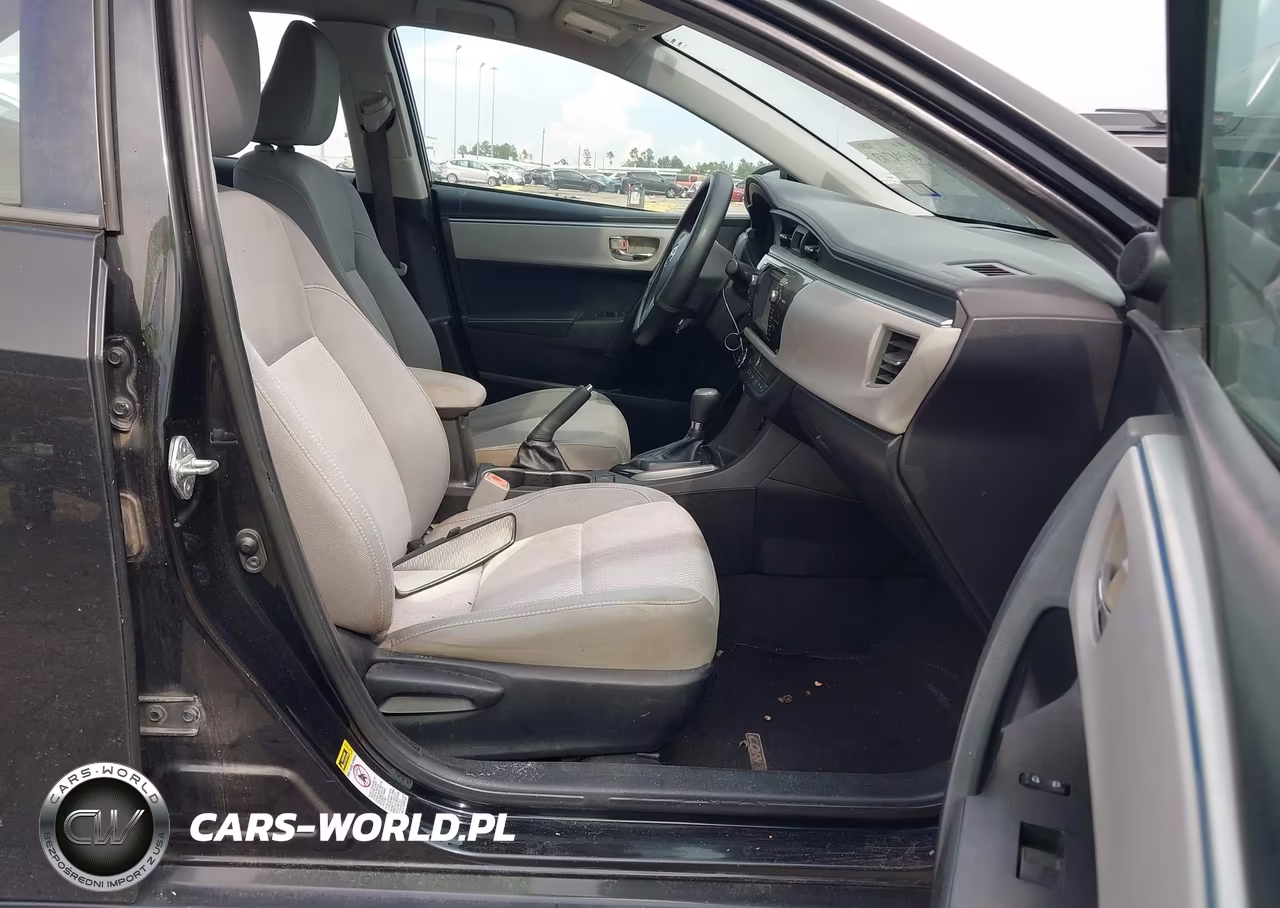 2015 Toyota Corolla Le VIN:5YFBURHEXFP301729 - 5