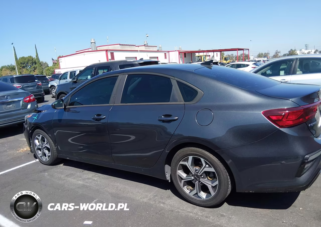 2019 Kia Forte Lxs VIN:3KPF24AD8KE116019 - 14