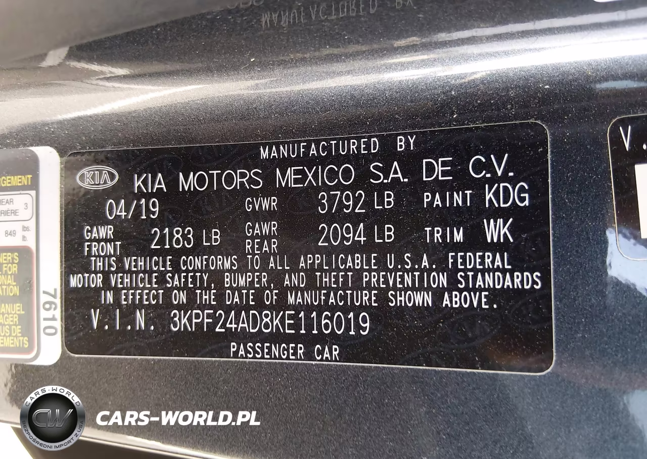 2019 Kia Forte Lxs VIN:3KPF24AD8KE116019 - 9