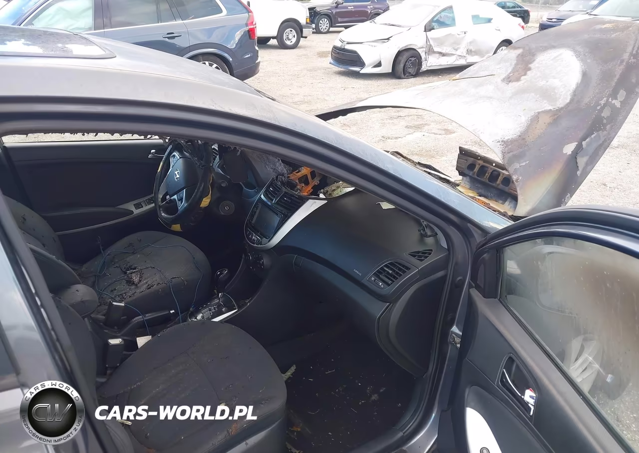 2012 Hyundai Accent Se VIN:KMHCU5AE6CU033232 - 5