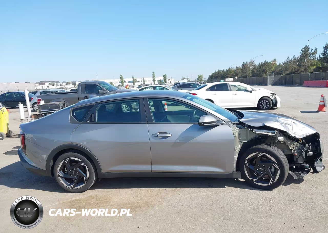2025 Kia K4 Ex VIN:3KPFU4DE4SE022606 - 14