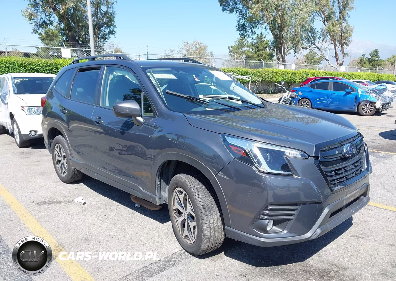 2023 Subaru Forester Premium