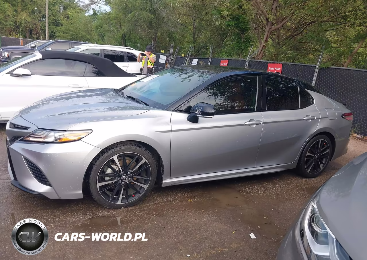 2019 Toyota Camry Xse VIN:4T1B61HK4KU163325 - 14