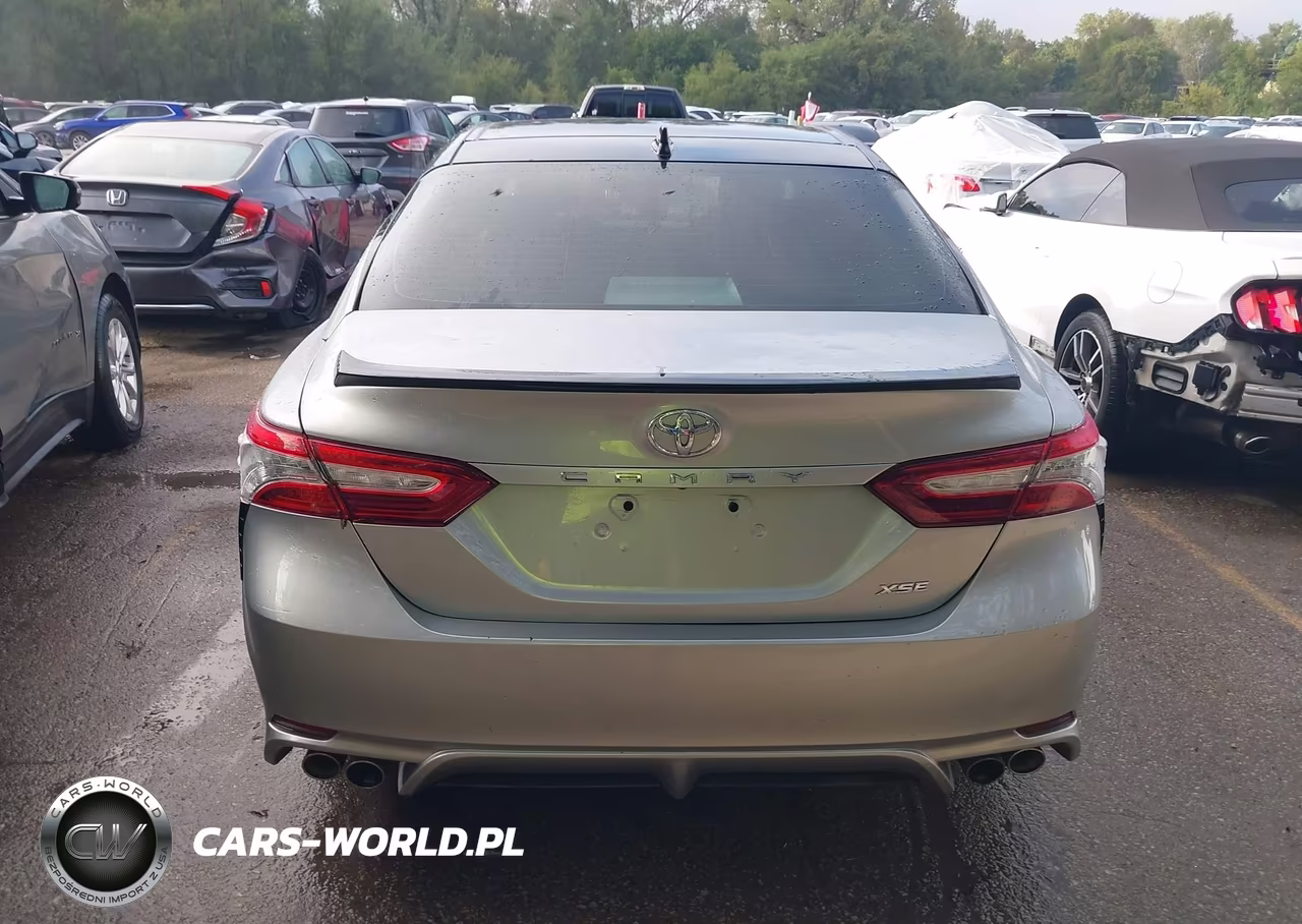 2019 Toyota Camry Xse VIN:4T1B61HK4KU163325 - 16