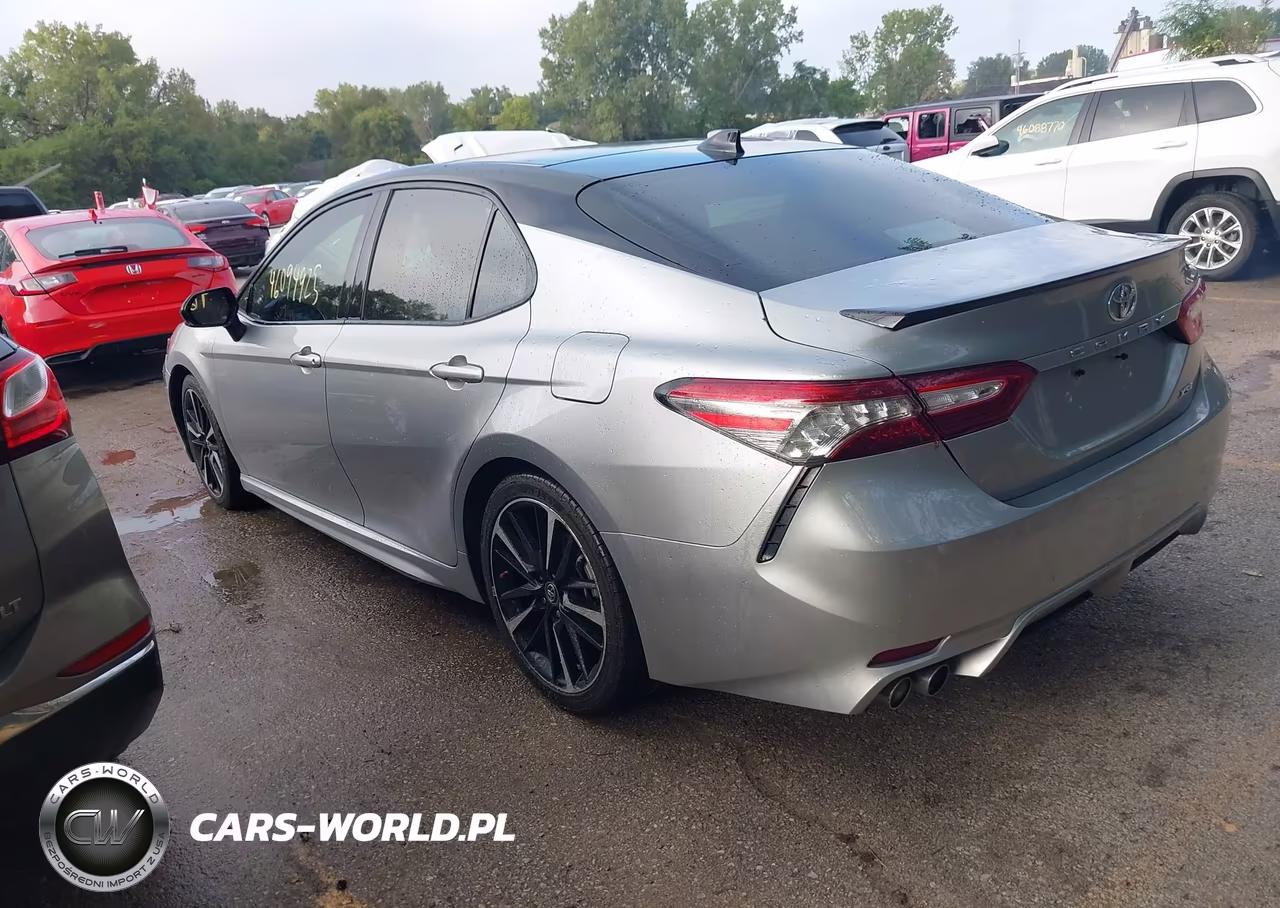 2019 Toyota Camry Xse VIN:4T1B61HK4KU163325 - 3