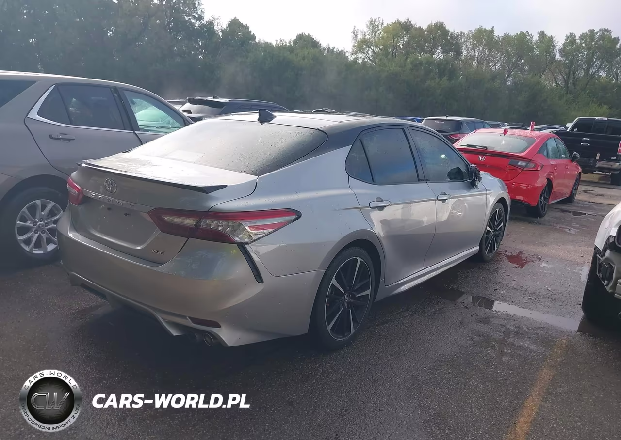 2019 Toyota Camry Xse VIN:4T1B61HK4KU163325 - 4