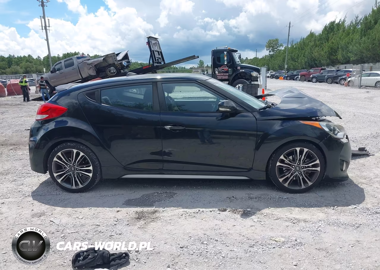 2016 Hyundai Veloster Turbo VIN:KMHTC6AE8GU276281 - 14