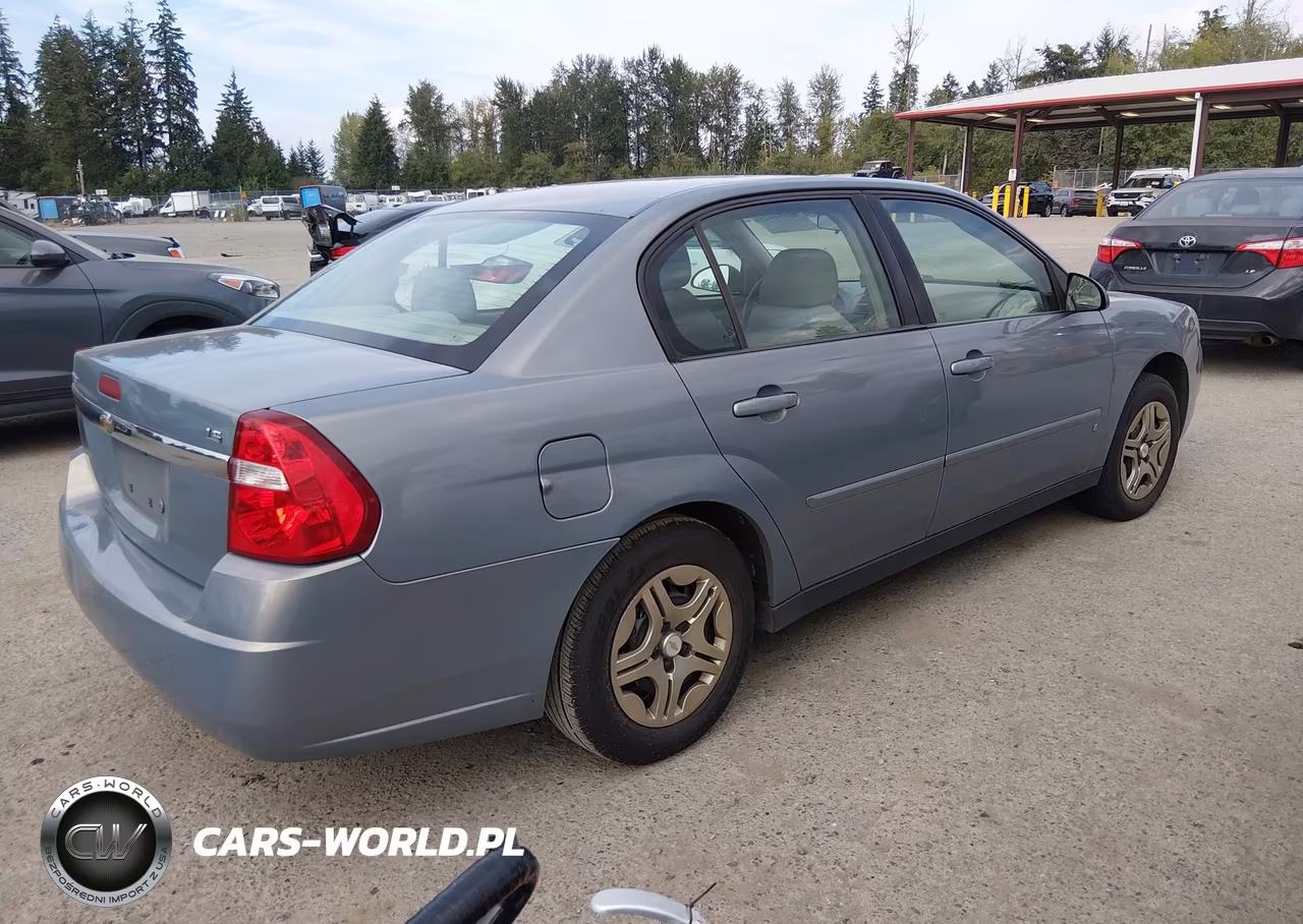 2008 Chevrolet Malibu Classic Ls VIN:1G1ZS58F88F109539 - 4