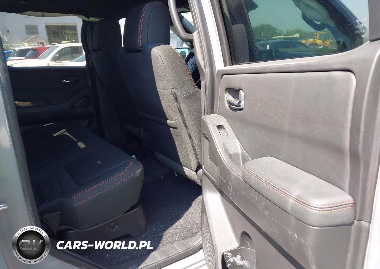 2023 Nissan Frontier Pro-4X 4X4 VIN:1N6ED1EK2PN617856 - 8