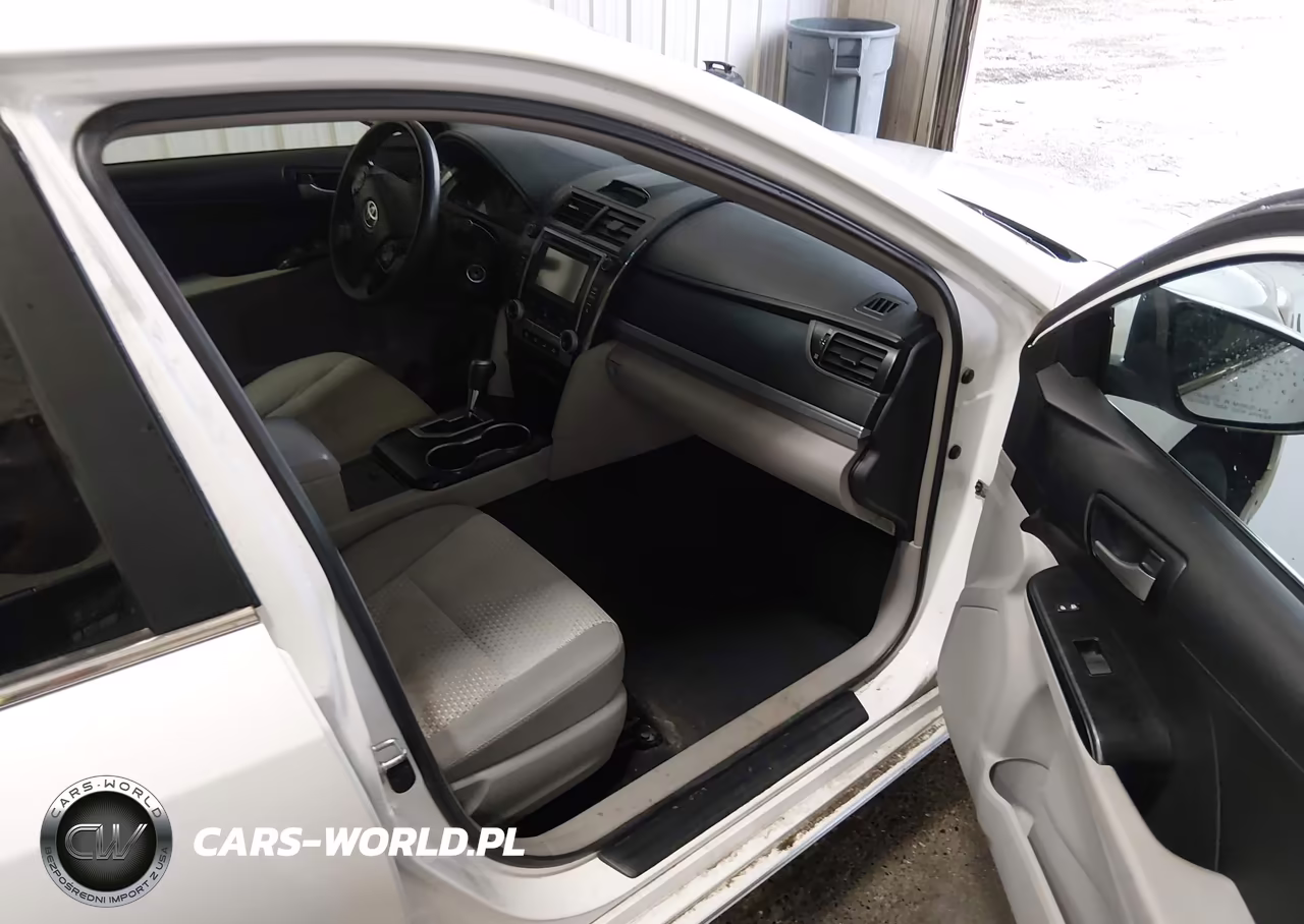 2014 Toyota Camry Le VIN:4T1BF1FKXEU386024 - 5
