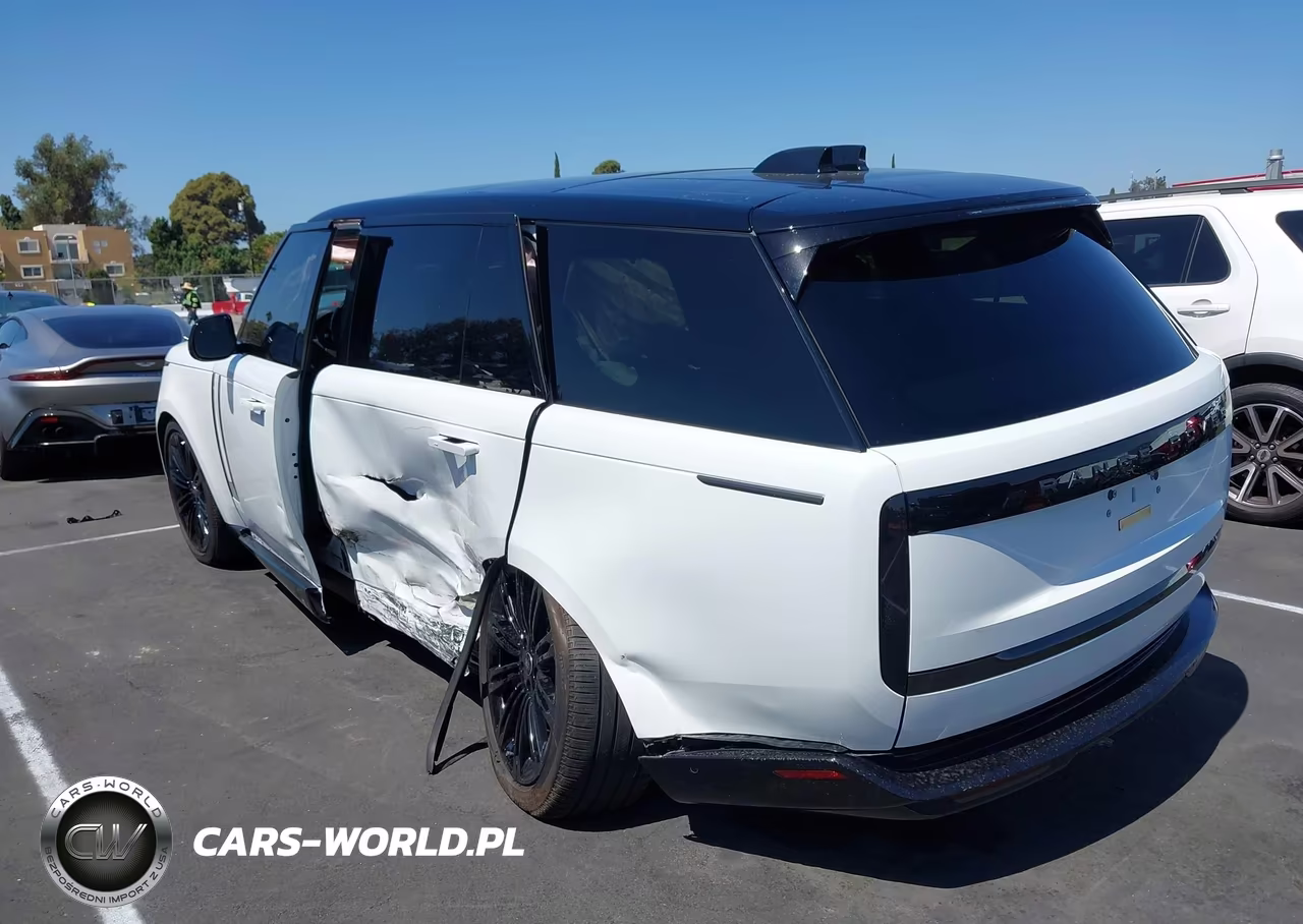 2025 Land Rover Range Rover P530 Se 7 Seat VIN:SALKPBE99SA310922 - 3