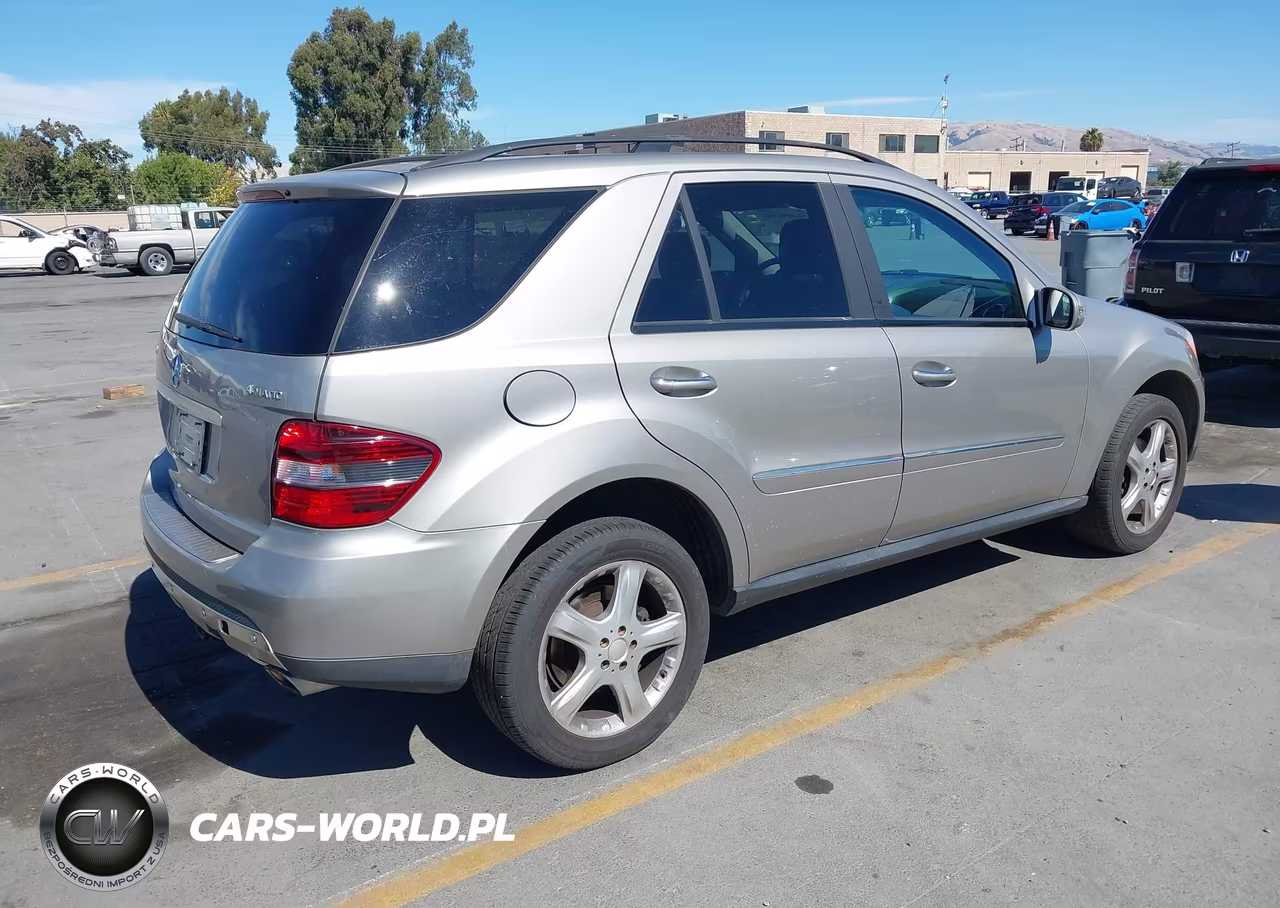 2008 Mercedes-Benz Ml 350 4Matic VIN:4JGBB86E88A311133 - 4