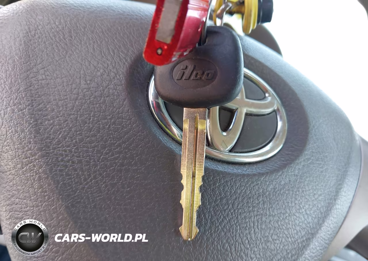 2010 Toyota Corolla Le VIN:2T1BU4EE7AC232305 - 11