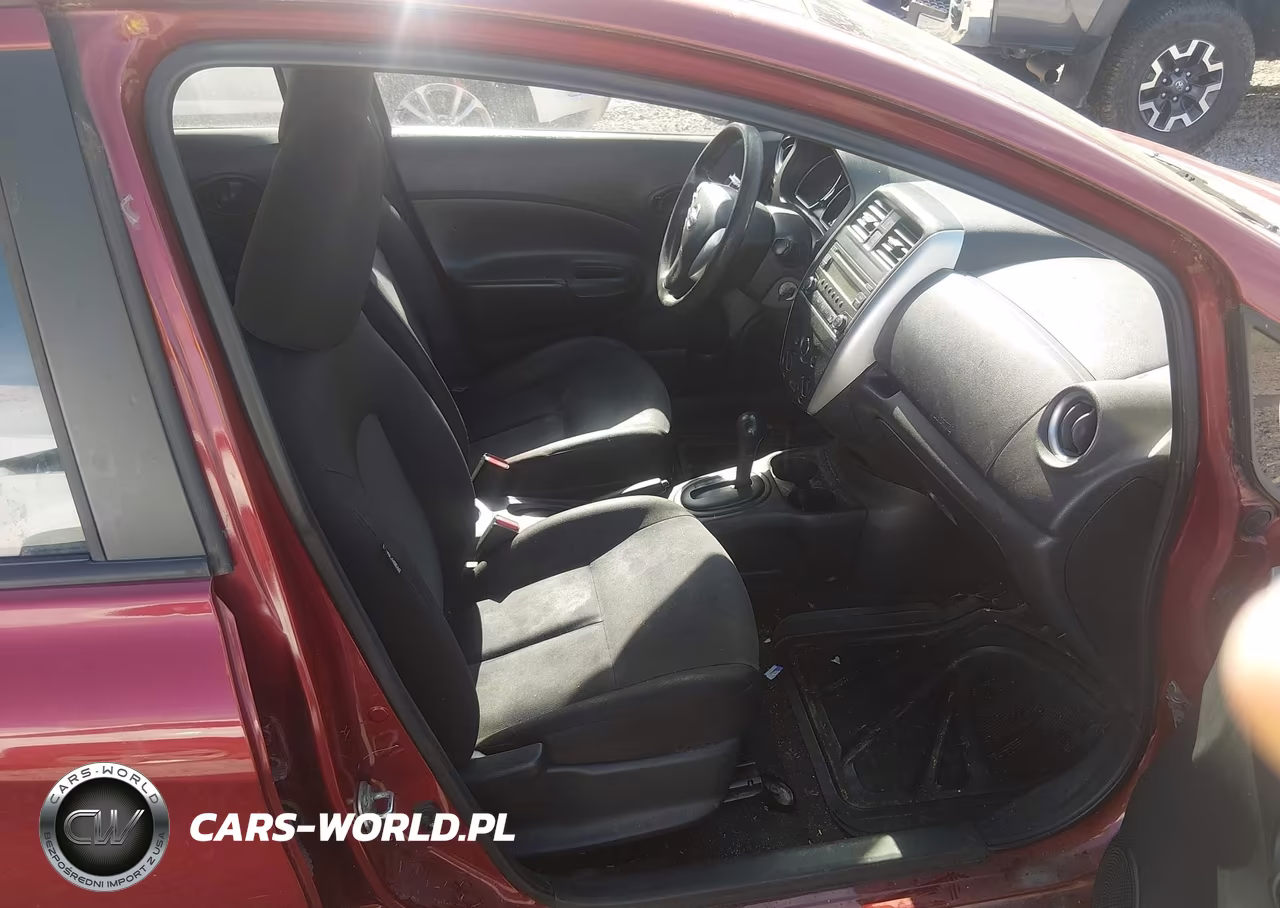 2016 Nissan Versa Note S Plus VIN:3N1CE2CP1GL380789 - 5