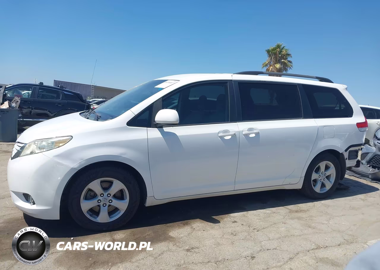 2012 Toyota Sienna Le V6 8 Passenger VIN:5TDKK3DC7CS204448 - 14