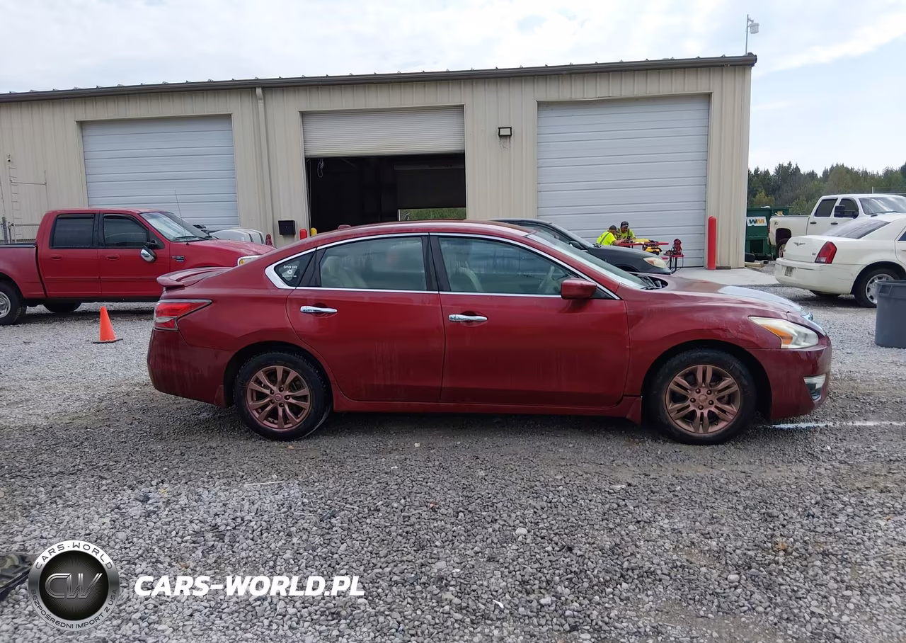 2015 Nissan Altima 2.5 S VIN:1N4AL3AP8FC493111 - 19