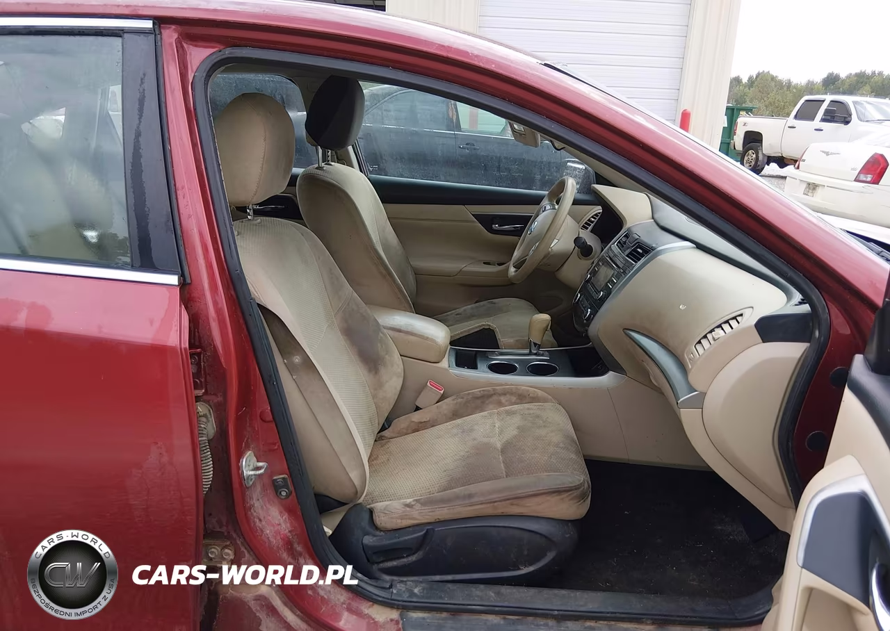 2015 Nissan Altima 2.5 S VIN:1N4AL3AP8FC493111 - 5