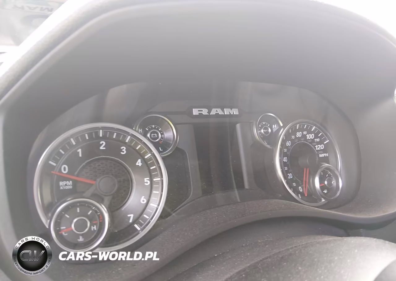 2023 Ram 2500 Tradesman 4X2 8' Box VIN:3C6UR4HJ0PG565423 - 7