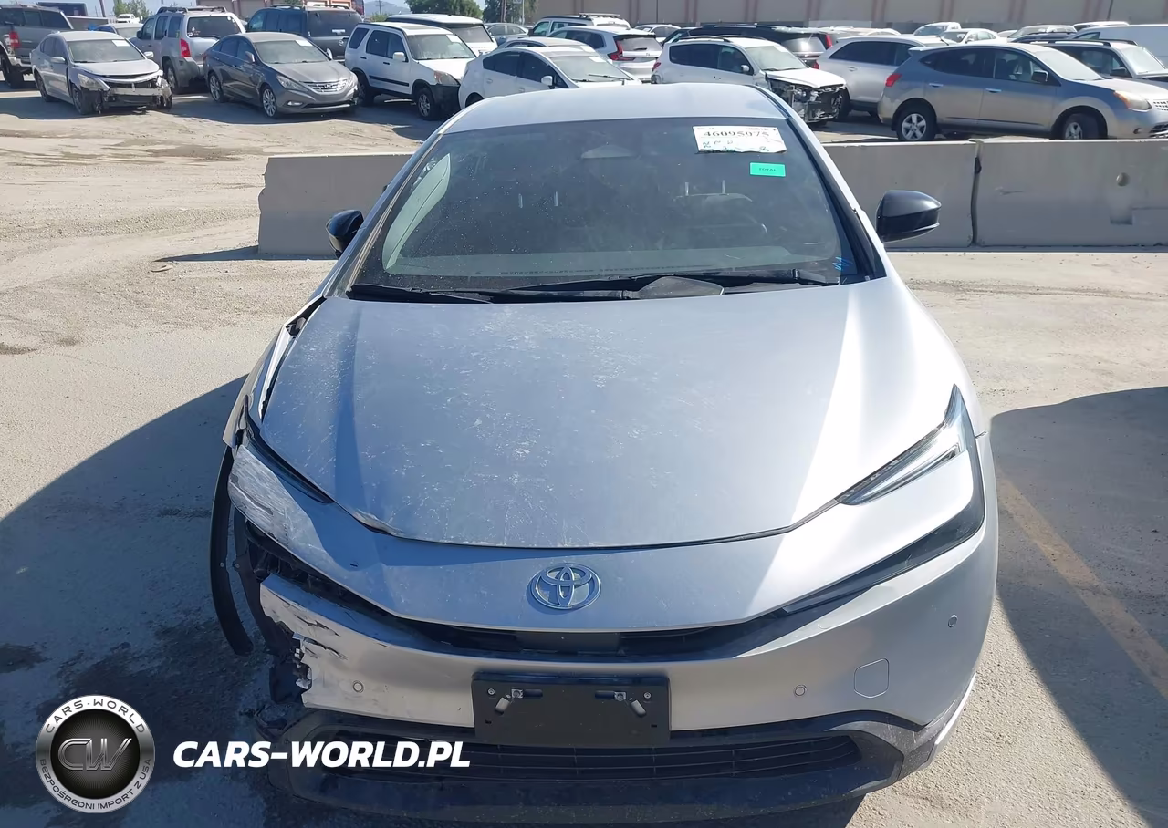 2023 Toyota Prius Le VIN:JTDACAAU8P3002803 - 11