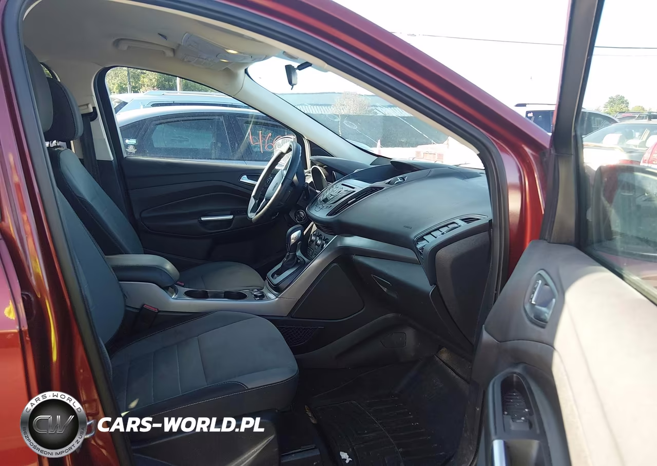 2016 Ford Escape Se VIN:1FMCU9GX6GUC55243 - 5