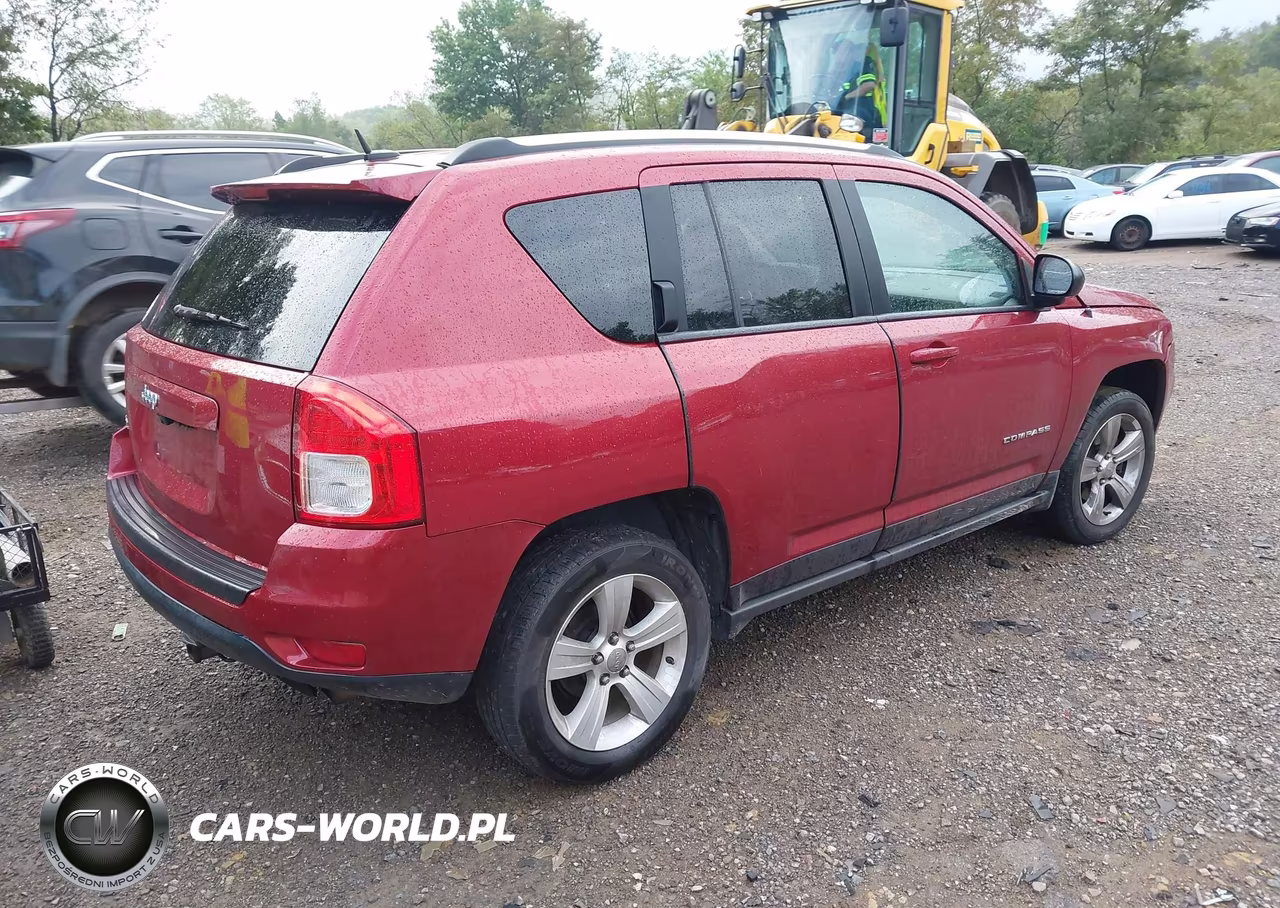2013 Jeep Compass Sport VIN:1C4NJDBB7DD231906 - 4
