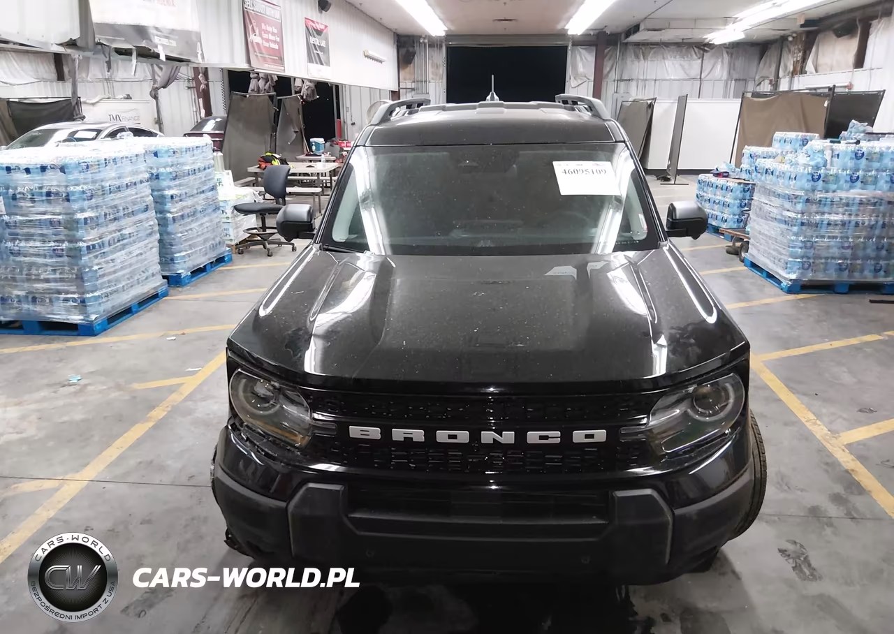2025 Ford Bronco Sport Outer Banks VIN:3FMCR9CN1SRF02089 - 12