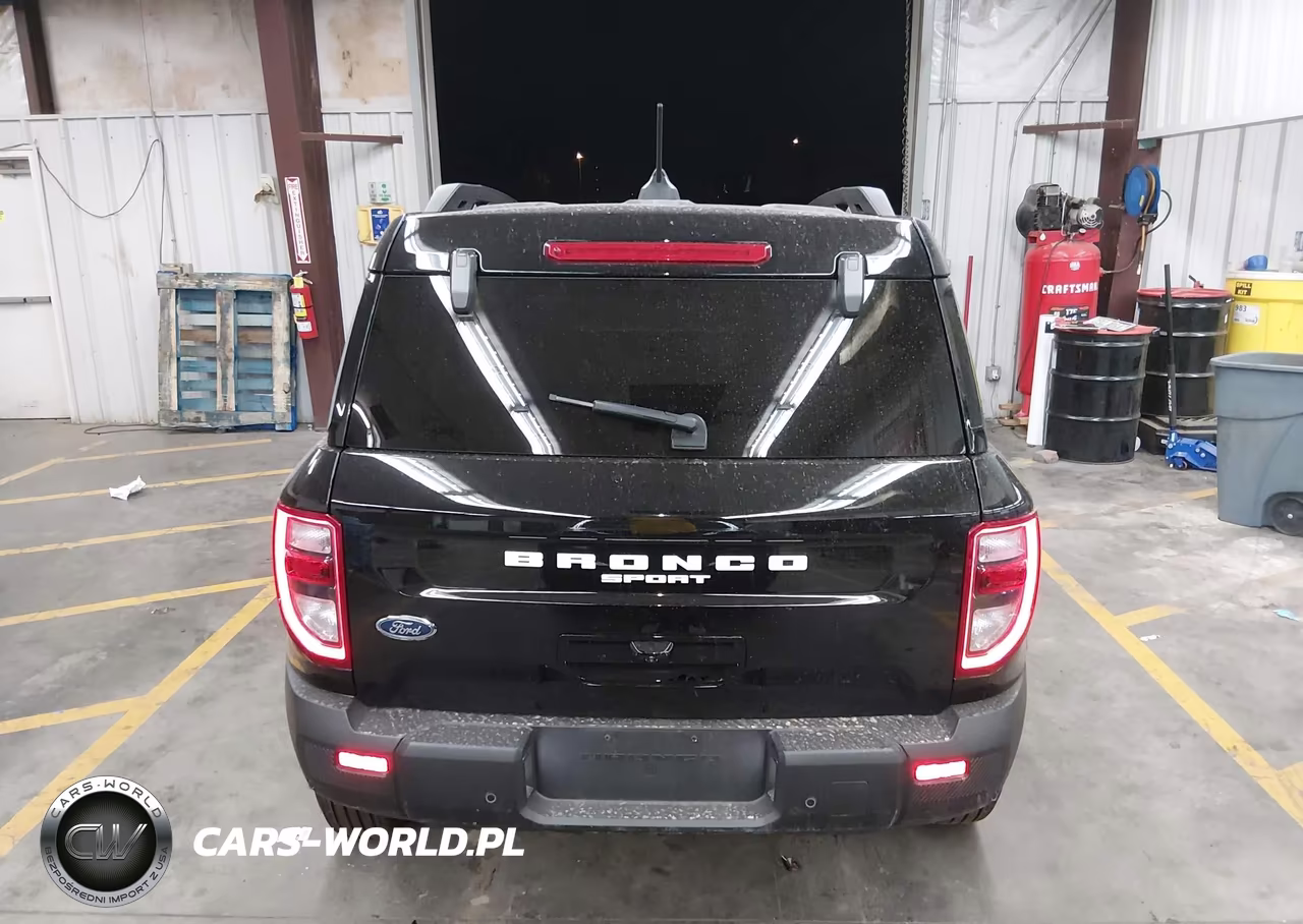 2025 Ford Bronco Sport Outer Banks VIN:3FMCR9CN1SRF02089 - 16