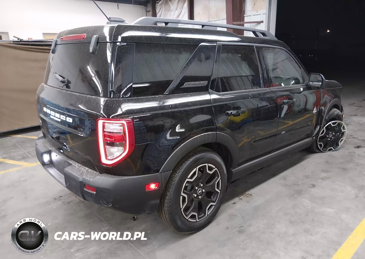 2025 Ford Bronco Sport Outer Banks VIN:3FMCR9CN1SRF02089 - 4