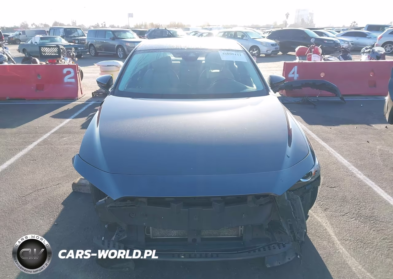 2020 Mazda Mazda3 Select Package VIN:3MZBPACL7LM124670 - 13