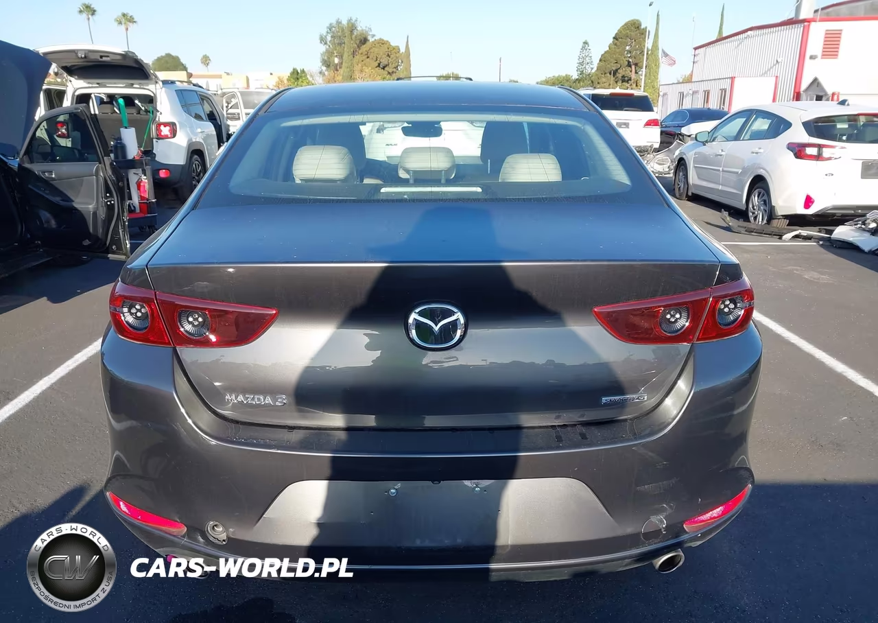 2020 Mazda Mazda3 Select Package VIN:3MZBPACL7LM124670 - 17