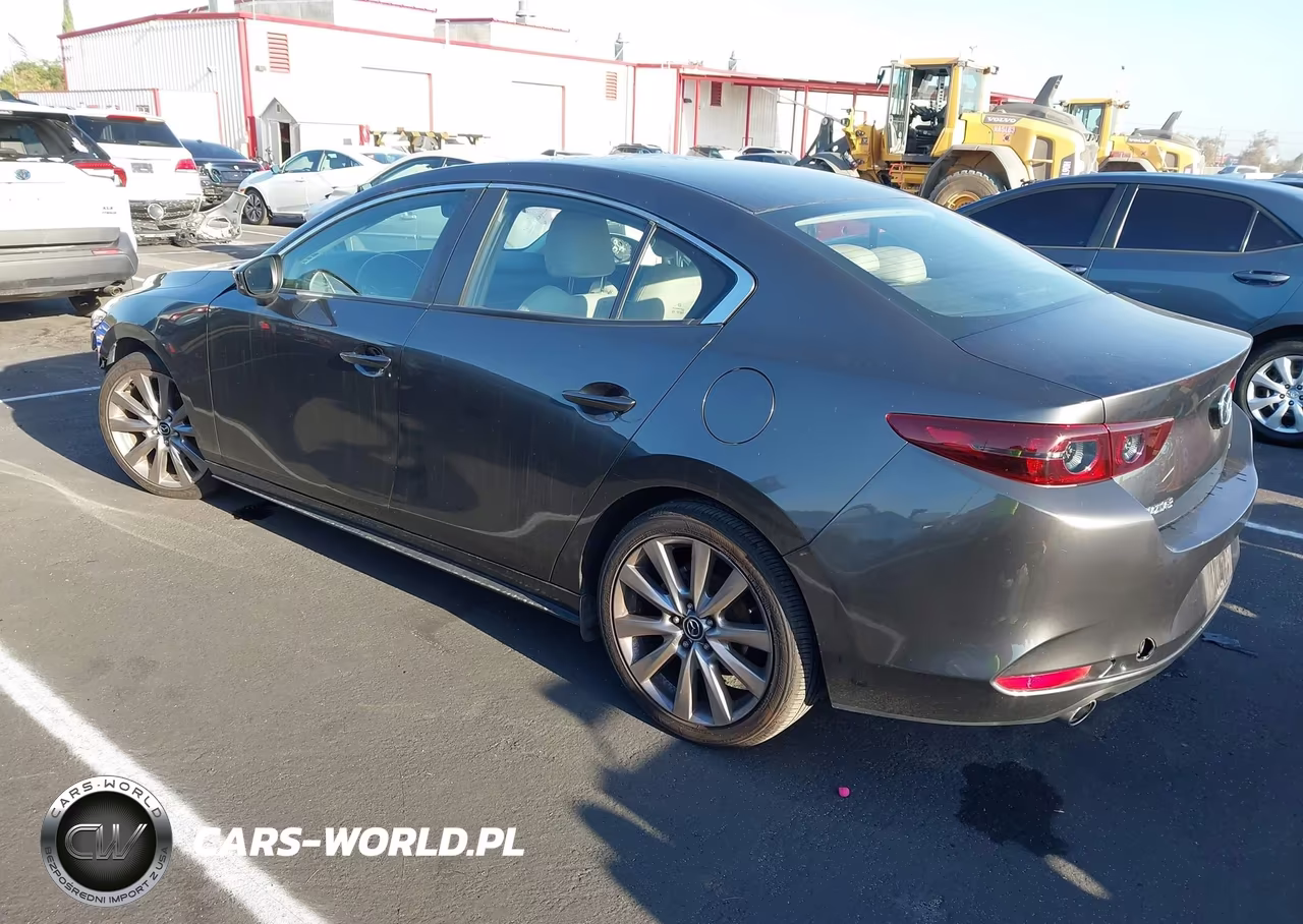 2020 Mazda Mazda3 Select Package VIN:3MZBPACL7LM124670 - 3