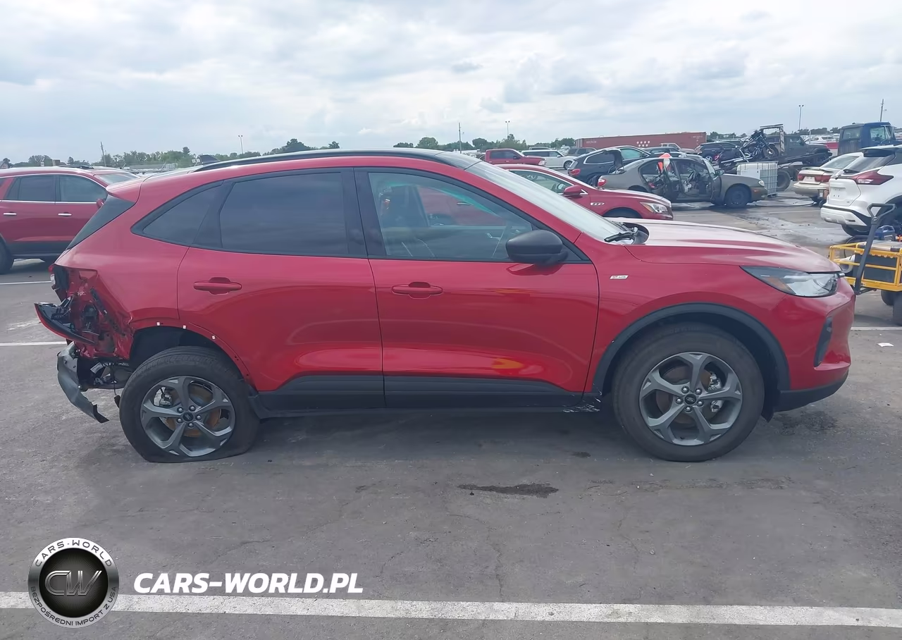 2026 Ford Escape St-Line VIN:1FMCU9MN2TUA12803 - 13